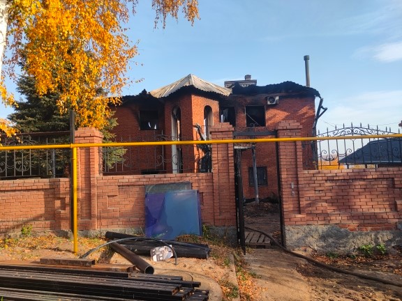 Тринадцатого октября поступило сообщение о пожаре дома в деревне Гаврилково. 